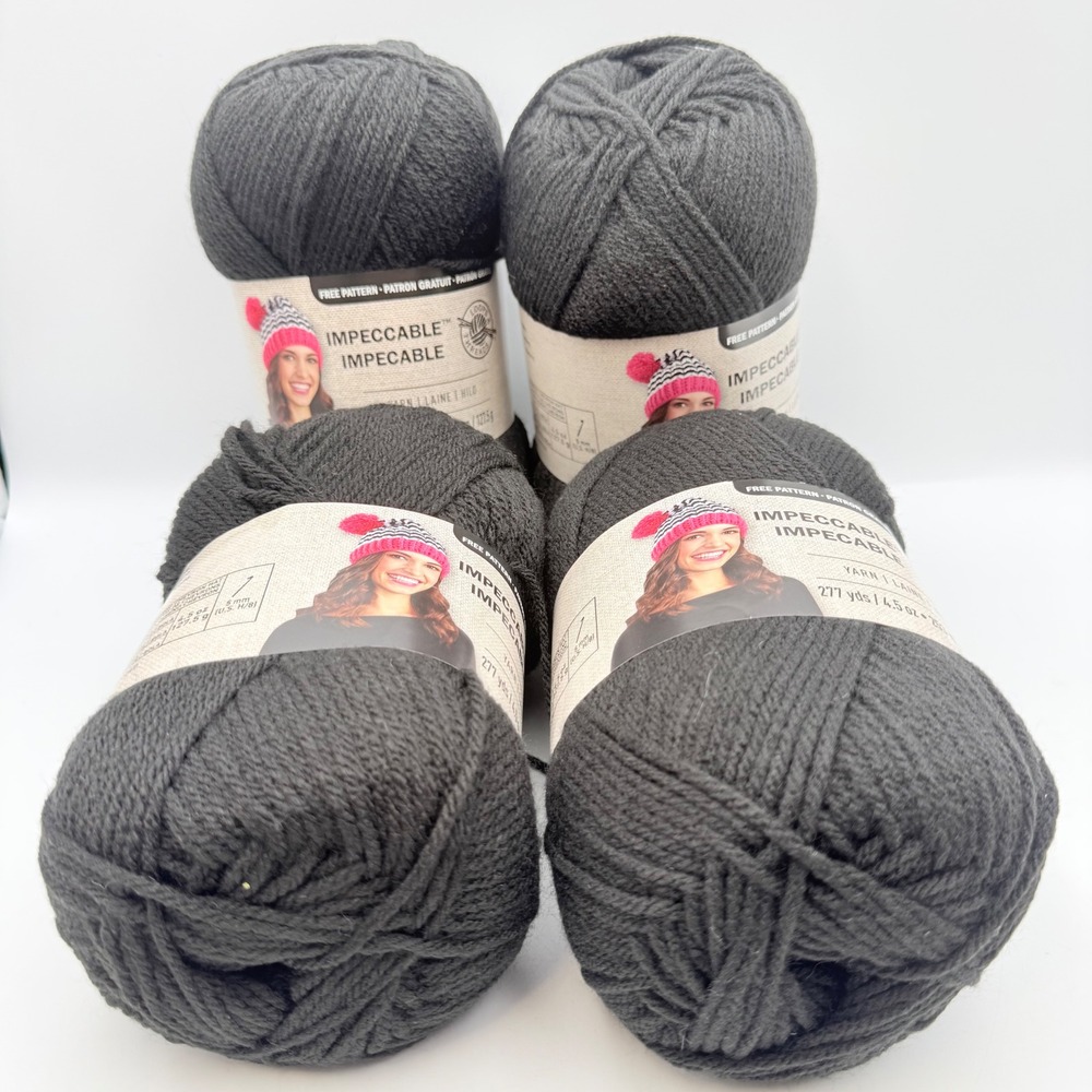 Loops & Threads Impeccable Yarn Black 01040 Medium 4 Worsted 4.5oz 4 Skeins